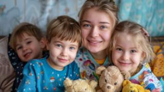 Многодетным и малоимущим семьям